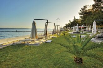 meduza beach sunrise empty 2