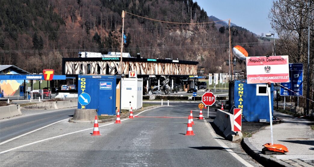 border chack