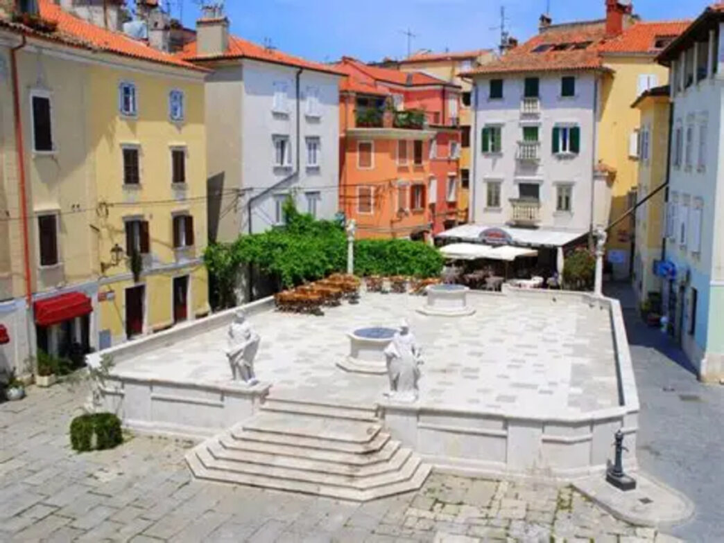 Trg Piran