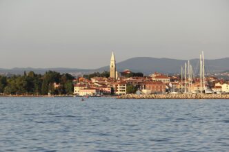 Izola vir Pexels