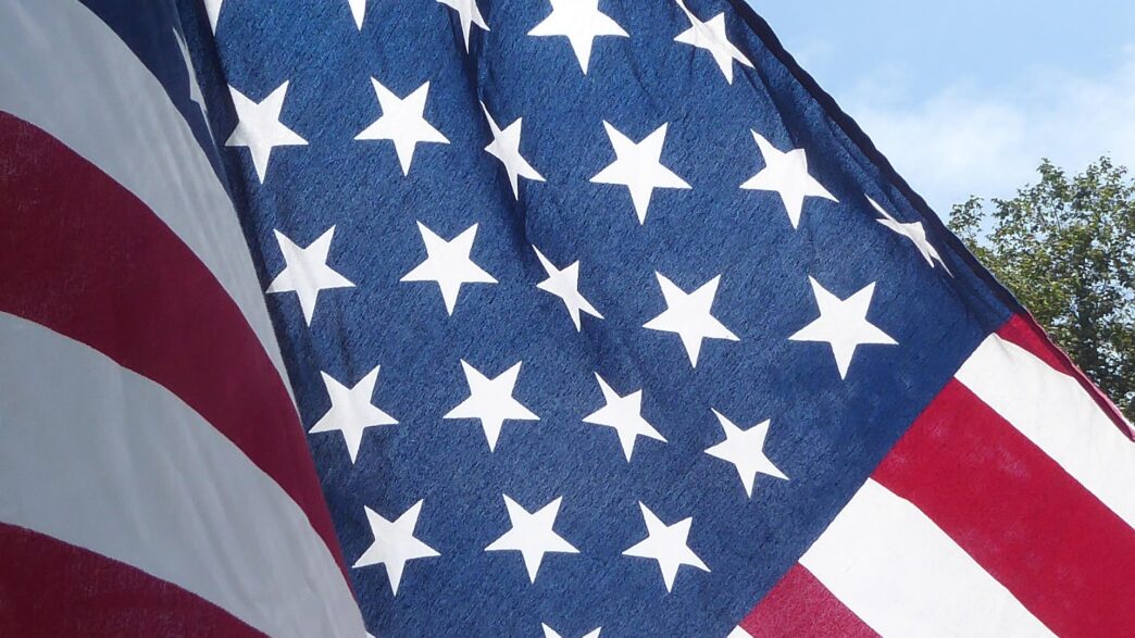 american flag 2355872 1920