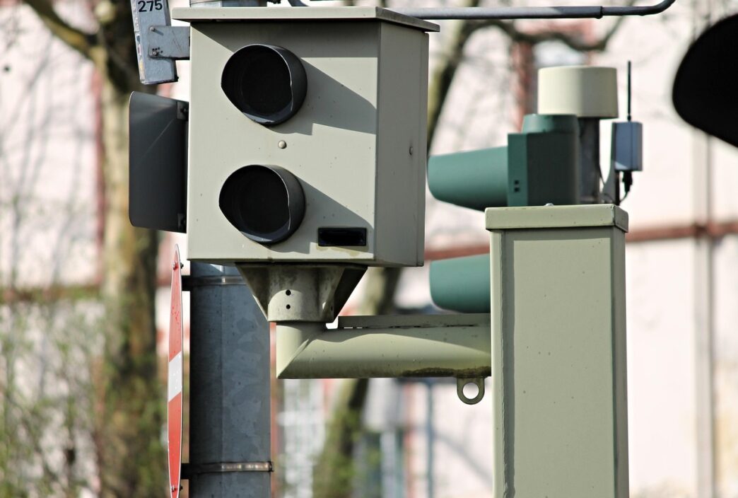 radar control road