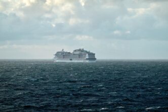 cruise ship