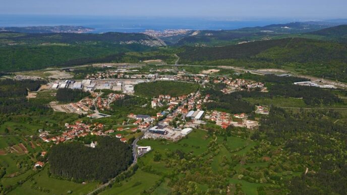 l 404737Obcina Hrpelje Kozina